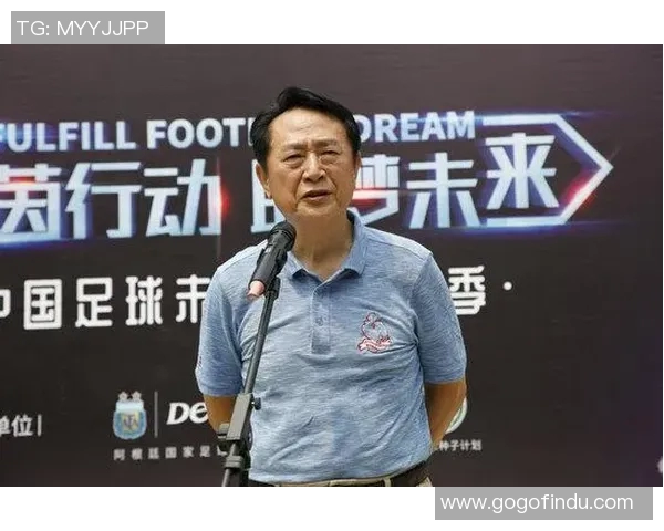 足球明星们的眼光如何看待当今足球的未来与发展趋势