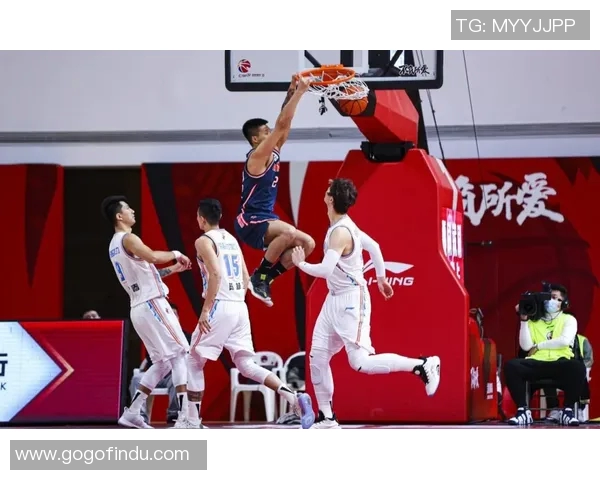 南京篮球队荣登篮球节奏排行榜第三名展现强劲实力与团队合作精神 南京篮球队荣登篮球节奏排行榜第三名展现强劲实力与团队合作精神