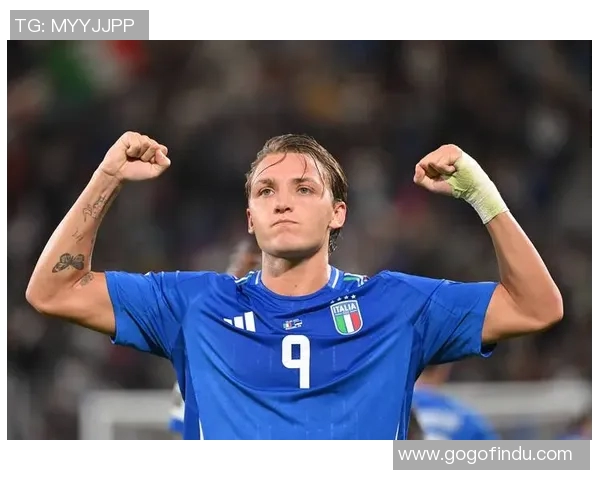 意大利足球明星球员的辉煌历程与传奇瞬间回顾 意大利足球明星球员的辉煌历程与传奇瞬间回顾