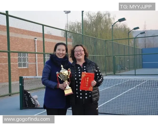 西安网球队在比赛中的整体压制表现分析与得失总结